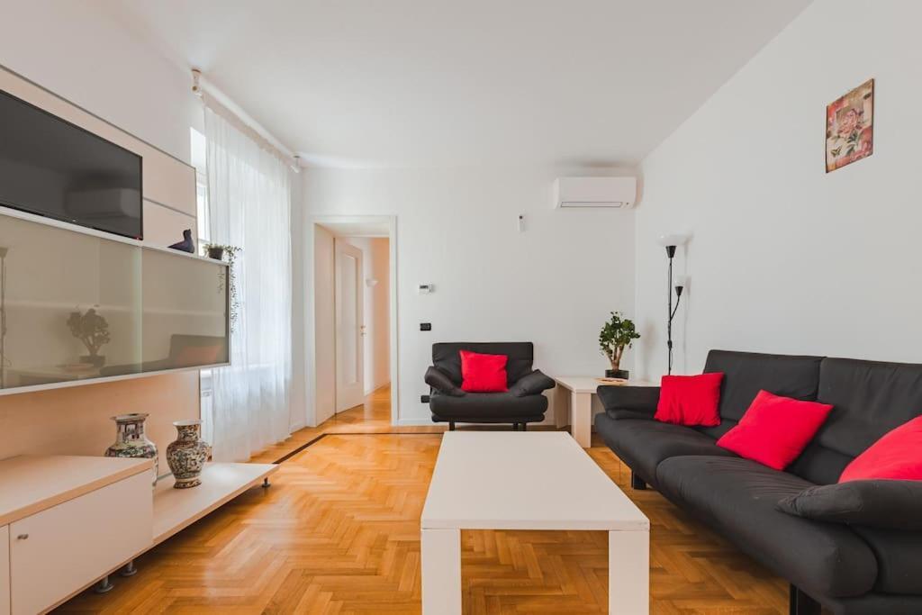Piazza Unita Central Apartment Trieste Exterior photo